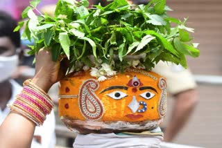 Secunderabad Ujjaini Mahankali Bonalu