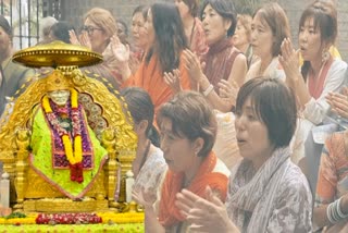 On the  occasion of Gurupurnima 18 women sai devotees from Japan reached Shirdi watch video