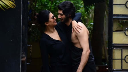 Sushmita Sen and Rohman Shawl share a close bond. However, both Sushmita and Rohman have denied relationship rumours.