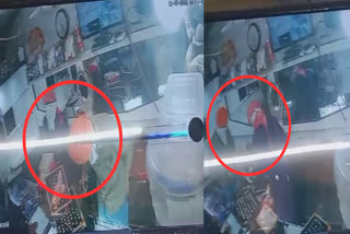 Robbery at gunpoint in a goldsmith shop in Amritsar