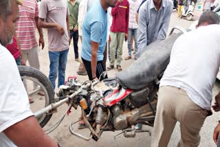 Bhadawas gate broken in Rewari