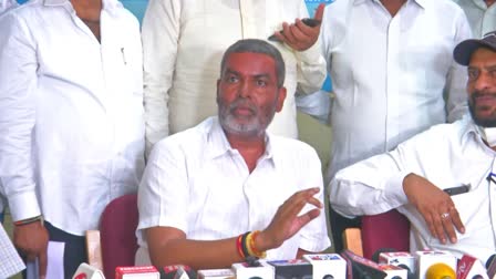 congress-leaders-are-scaring-their-mlas-through-operation-hasta-says-balachandra-jarakiholi