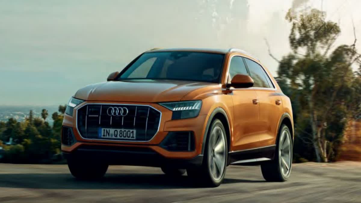 AUDI Q8 SUV