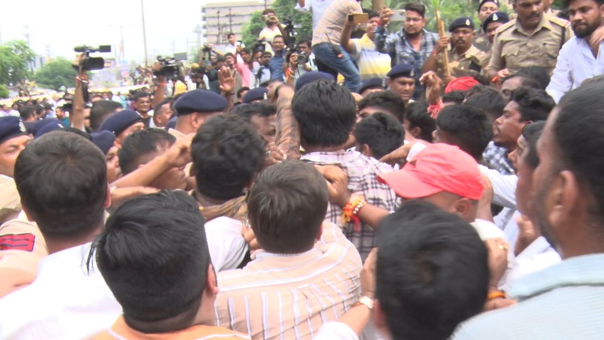 RAIPUR ED OFFICE CONGRESS PROTEST