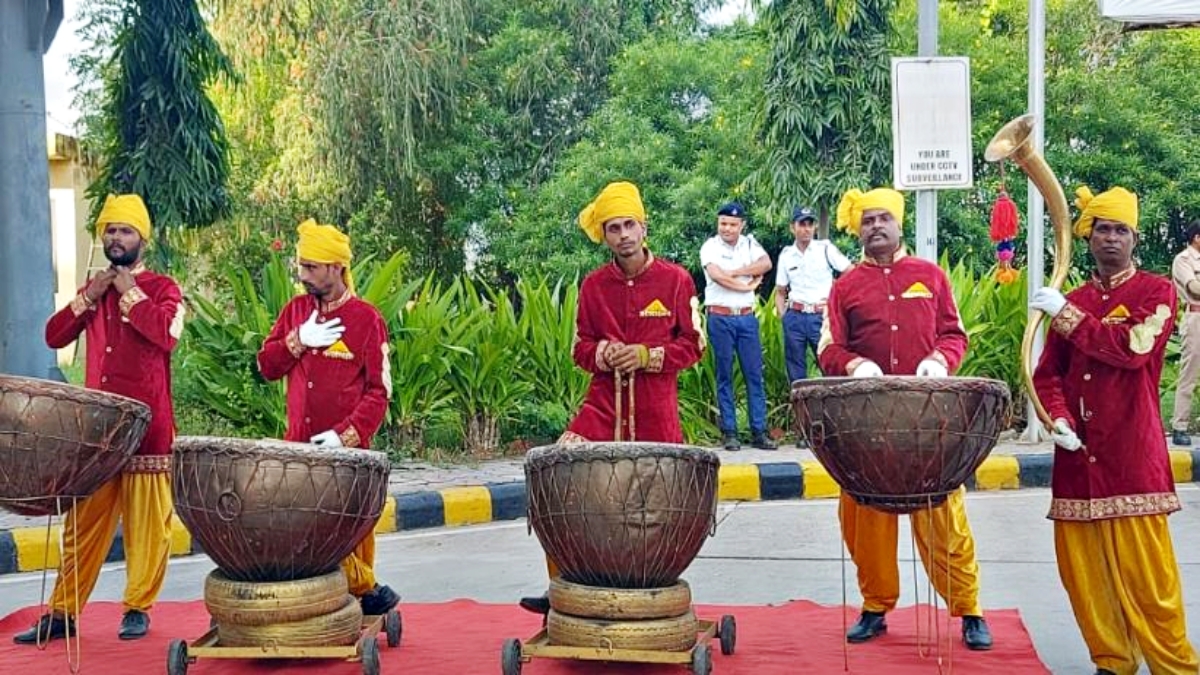 एयरपोर्ट पर मेहमानों का होगा पंजाबी स्टाइल में स्वागत