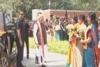 PM Modi at Party Headquarter