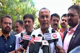 Minister Dinesh Gundurao