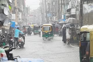 આગામી બે દિવસ ગુજરાતમાં ભારે વરસાદ પડશેઃ હવામાન વિભાગની આગાહી