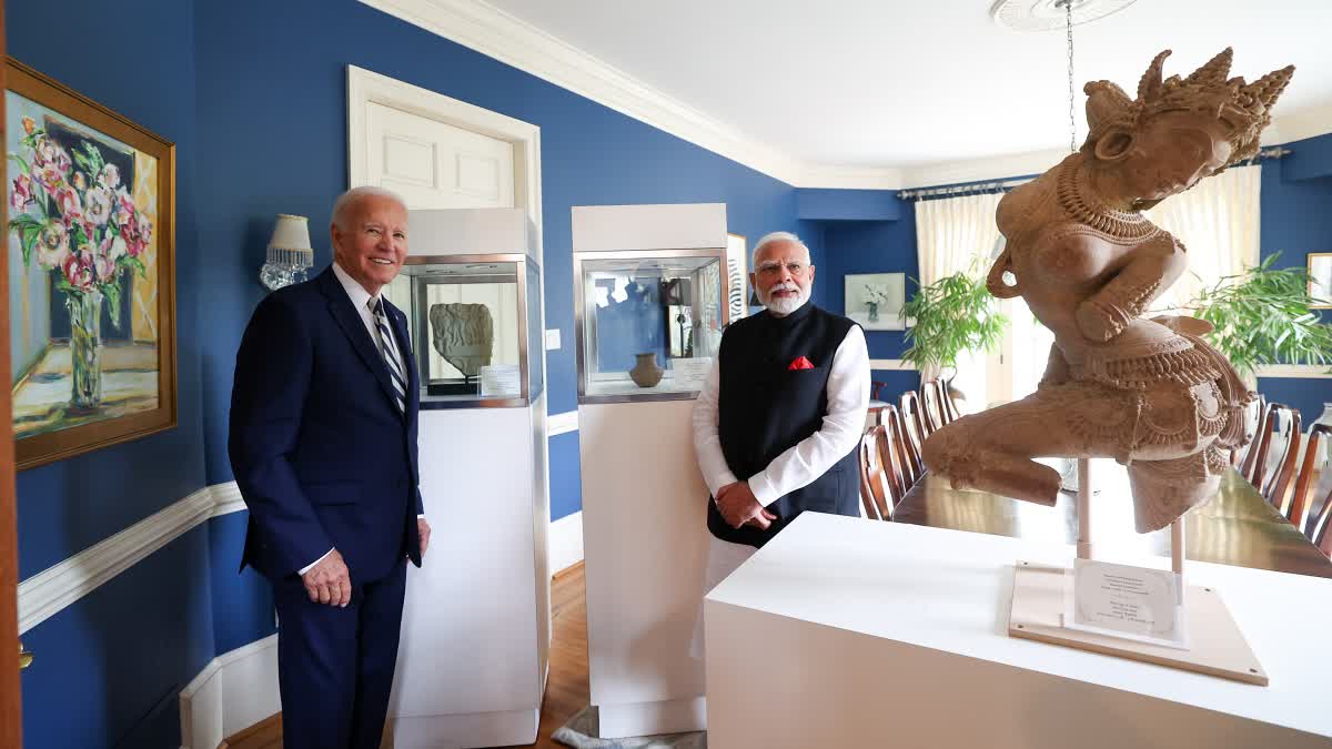 PM Modi gifts President Biden