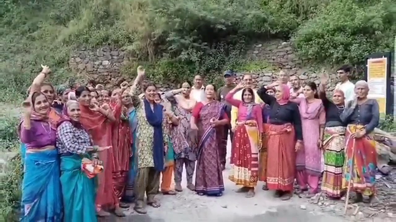 Kuledi Villagers Demanding Road Connectivity