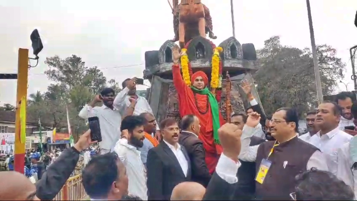 Basava Jaya Mruthyunjaya Swamiji