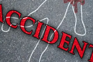 Four Killed As Car Collides With Container Truck In Beed District