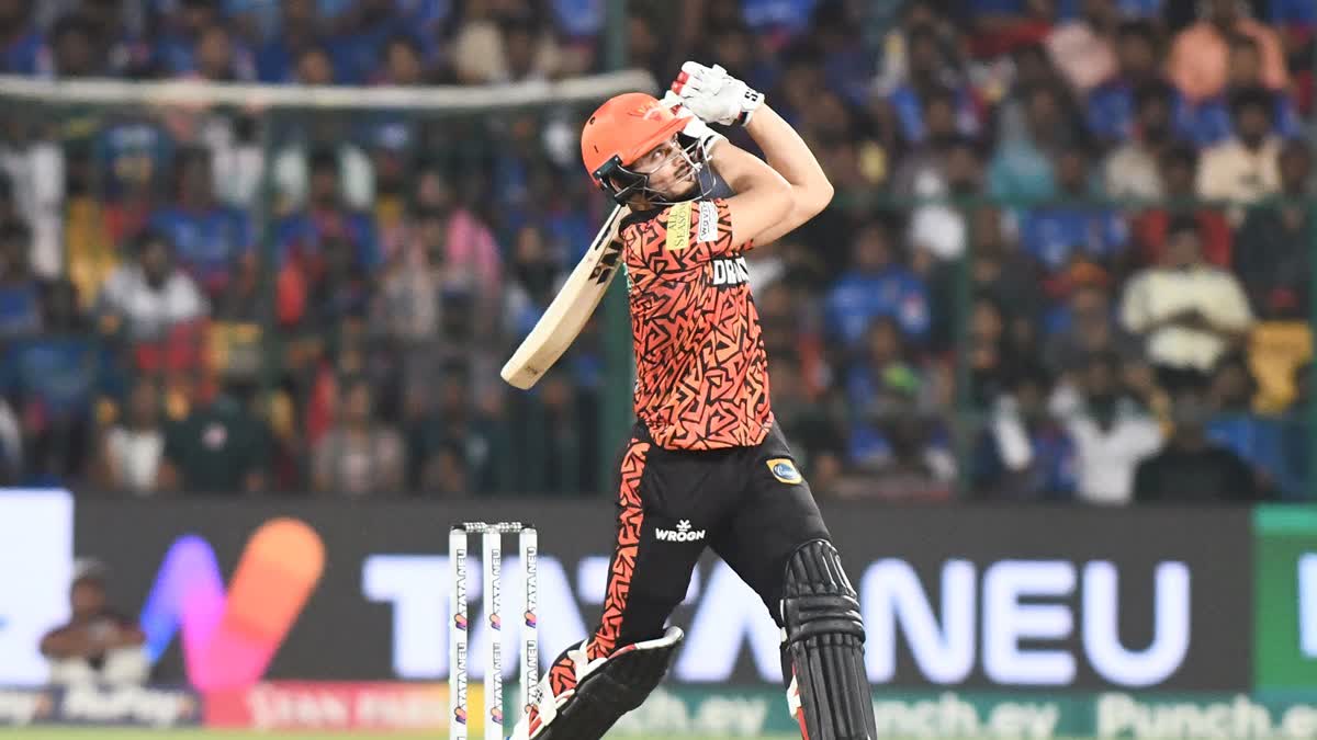 Sunrisers Hyderabad's Abdul Samad plays a shot during the match against Royal Challengers Bengaluru in the Indian Premier League (IPL) 2024, at M.Chinnaswamy Stadium, in Bengaluru