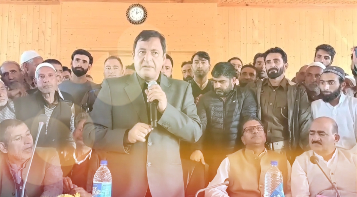 Agriculture Minister Javed Dar visited Rafiabad District Baramulla