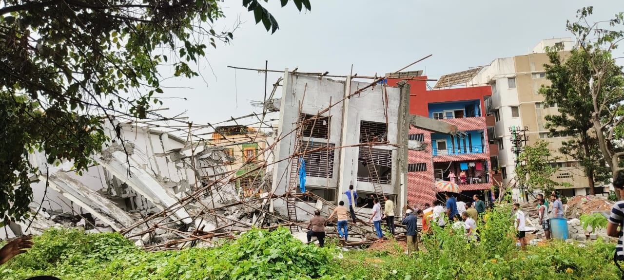 Building collapse under construction