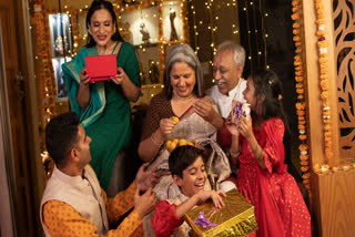 Diwali Gifts For Family And Friends