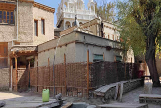 A view of the Tsas Soma Masjid in Leh