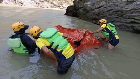 DEVPRAYAG TRUCK ACCIDENT