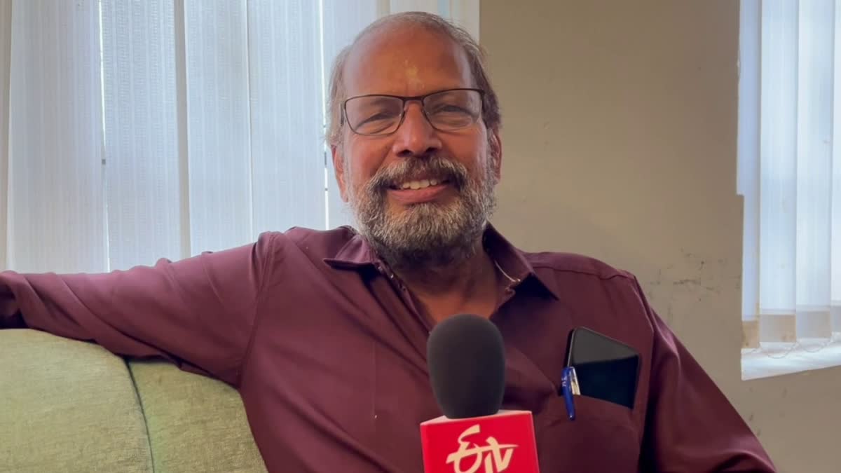 PRO AS Dinesh shares his film experiences  PRO A S Dinesh  PRO AS Dinesh  PRO A S Dinesh interview  PRO A S Dinesh interview with ETV Bharat  PRO A S Dinesh with ETV Bharat  നമസ്‌കാരം ദിനേശാണ് പിആർഒ  മലയാള സിനിമയിൽ 26 വർഷം പിന്നിട്ട വാർത്ത പ്രചാരകൻ  വാർത്ത പ്രചാരകൻ എ എസ് ദിനേശ്  എ എസ് ദിനേശ് ഇടിവി ഭാരതിനൊപ്പം  പിആർഒ എ എസ് ദിനേശ്  പിആർഒ എ എസ് ദിനേശ് അഭിമുഖം