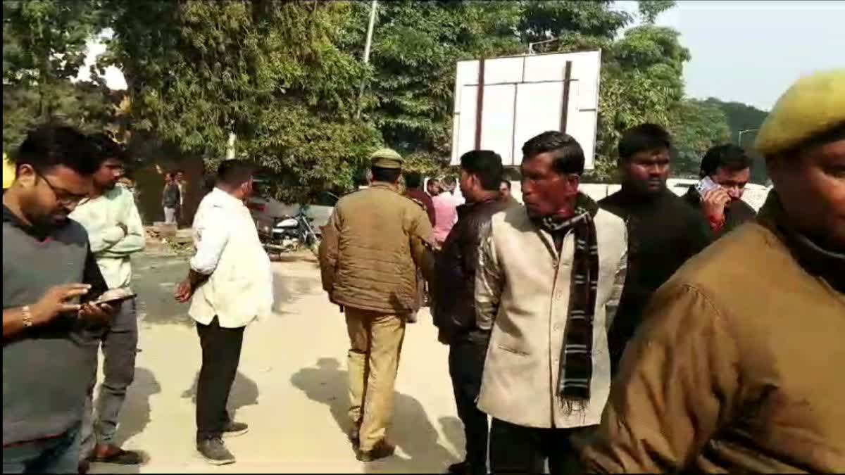 पुलिस कस्टडी में पति की हो गई मौत