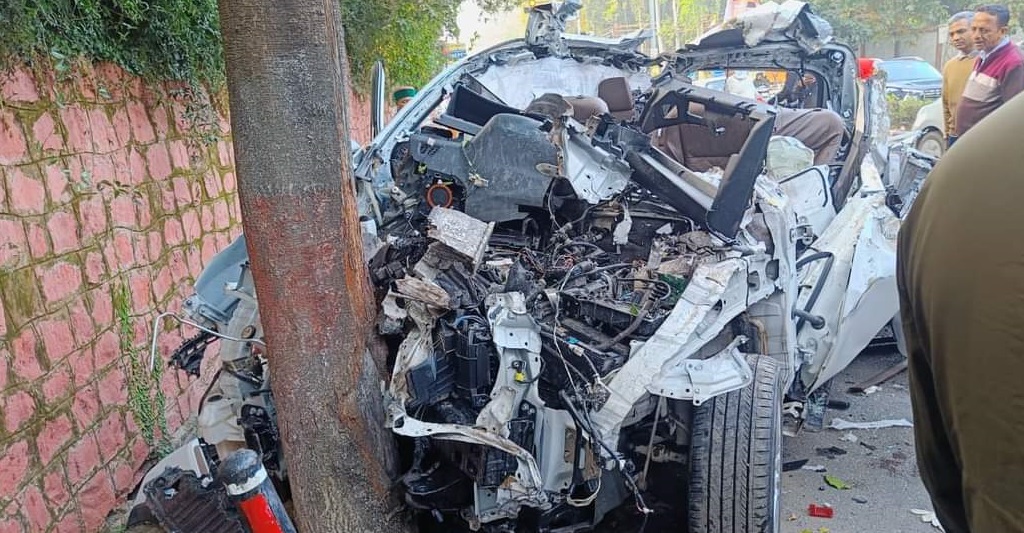 Dehradun Innova Car Accident