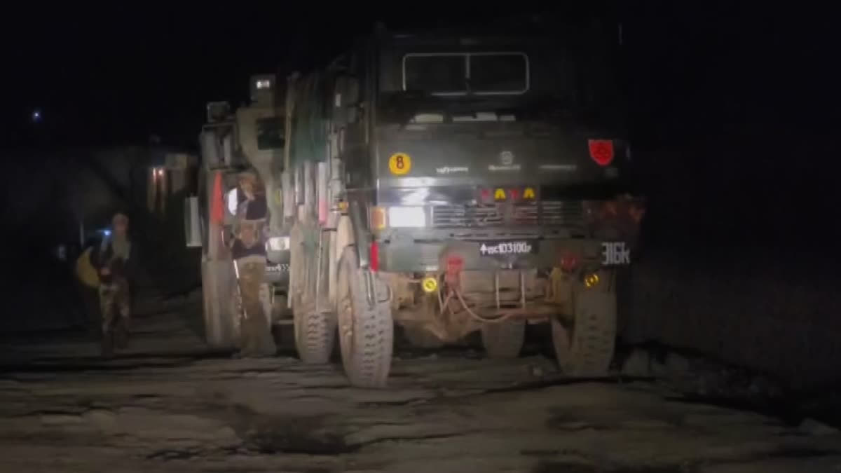 5 soldiers killed  terrorists ambush  Army vehicles  Jammu amd Kashmir  ಕಣಿವೆ ನಾಡಿನಲ್ಲಿ ಉಗ್ರರ ಅಟ್ಟಹಾಸ  ಹುತಾತ್ಮರ ಸಂಖ್ಯೆ ಐದಕ್ಕೇರಿಕೆ  ಉಗ್ರರು ದಾಳಿಯಲ್ಲಿ ಹುತಾತ್ಮ  ಜಮ್ಮು ಮತ್ತು ಕಾಶ್ಮೀರದ ಪೂಂಚ್ ಜಿಲ್ಲೆ  ಉಗ್ರರಿಗೆ ತಕ್ಕ ಉತ್ತರ