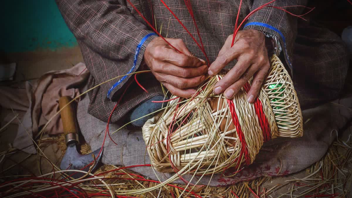 KASHMIRI KANGRI