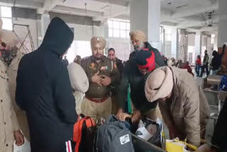 A search operation is being conducted by the police in Amritsar on the occasion of Republic Day