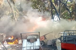 തൃശൂര്‍ നഗരത്തില്‍ തീ പിടുത്തം  Fire Accident in Scrap Shop  Fire Accident in Thrissur  ആക്രികച്ചവട സ്ഥാപനത്തിൽ തീ പിടിത്തം
