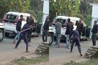 umaria-bandhavgarh-sdm-vehicle-overtake-employees-beaten-youth-break-car-glasses