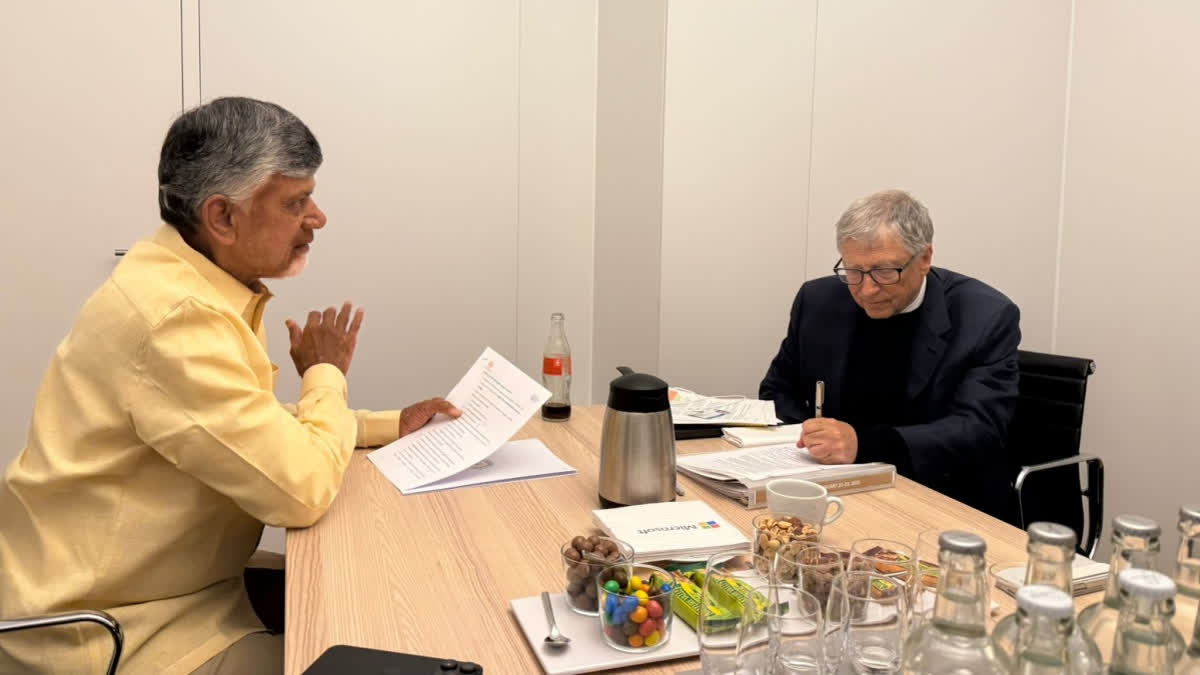 Andhra CM Chandrababu Naidu Meets Bill Gates At World Economic Forum