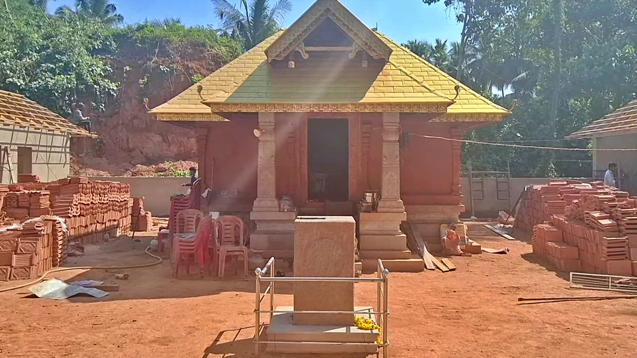 DAKSHINA KANNADA  DAIVASTANA MANGALURU PEDAMLE  ವಾಜಿಲ್ಲಾಯ ದೈವ  300 YEARS OLD TEMPLE VAJILLAYA DHOOMAVATHI DAIVASTANA