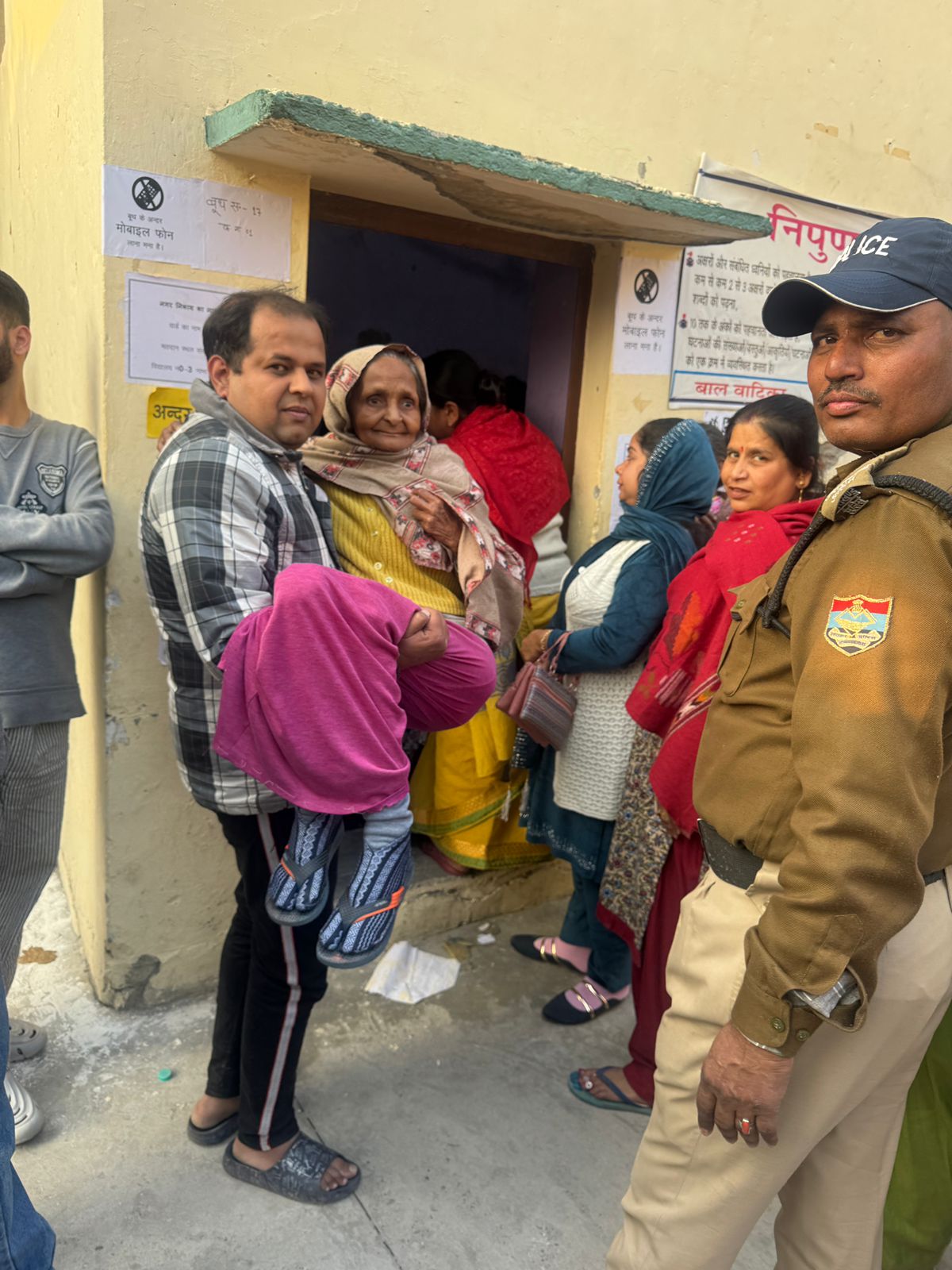 113 Year Old Woman Ram Bhajan Mata Casts Her Vote