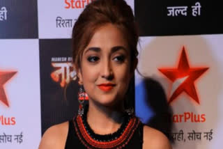 Monali Thakur