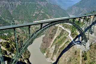 PM MODI  INDIAN RAILWAYS  KATRA SRINAGAR TRAIN  HIGHEST RAILWAY BRIDGE