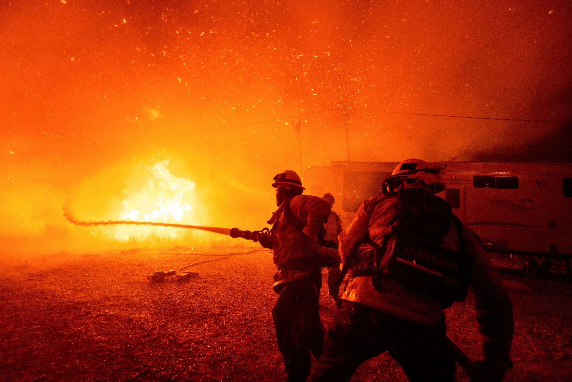 New Hughes Fire Los Angeles Wildfire Evacuation Orders Firefighters In Action