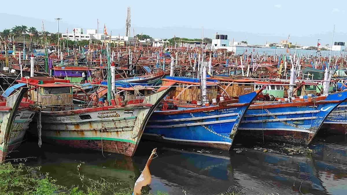 Drugs seized  SOG and NDPS  Veraval port Gir somnath  ಹೆರಾಯಿನ್ ವಶ  ಭದ್ರತಾ ಏಜೆನ್ಸಿ