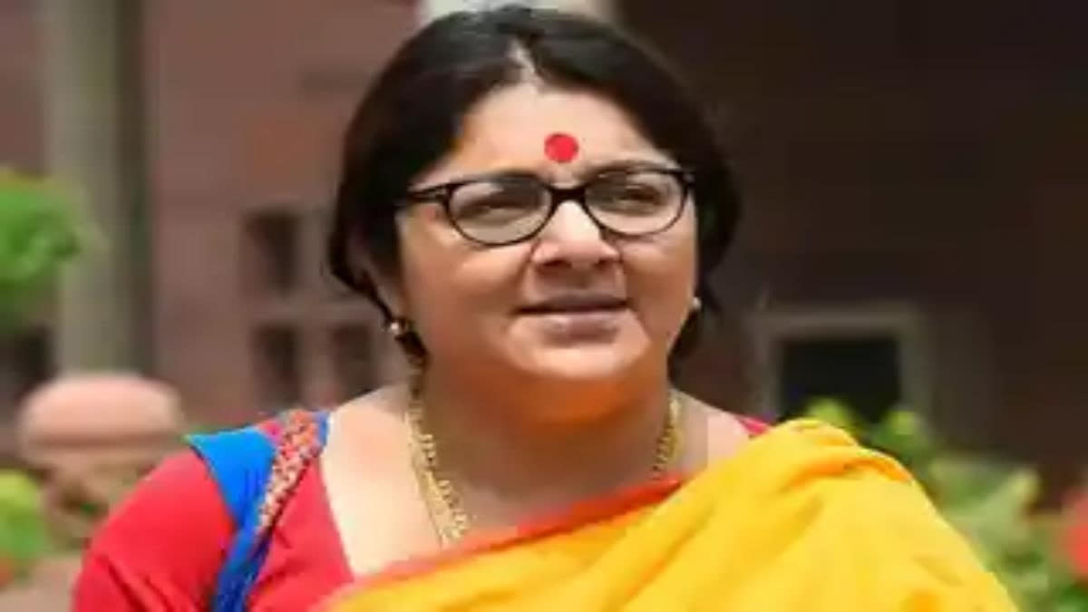 BJP MP Locket Chatterjee Detained by Kolkata Police en Route to Sandeshkhali.