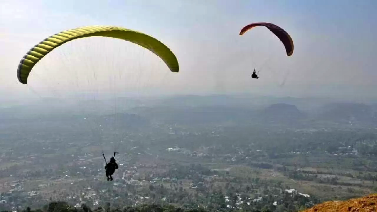 paragliding mandi, Paragliding In Himachal