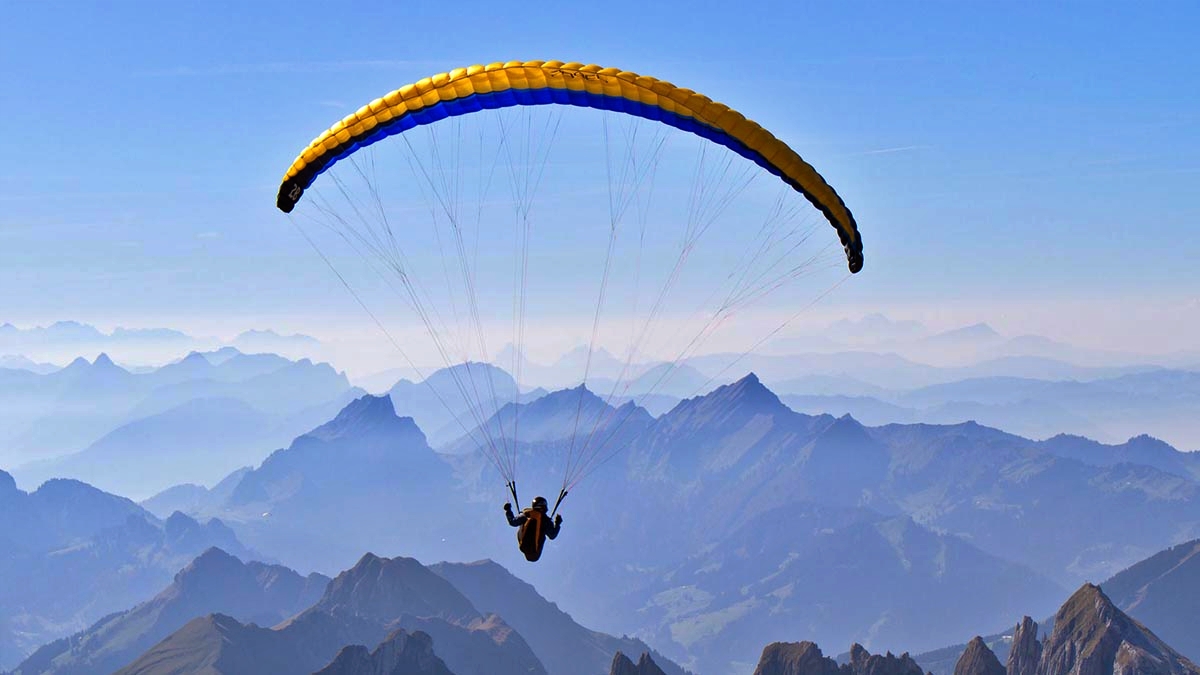 paragliding mandi, Paragliding In Himachal