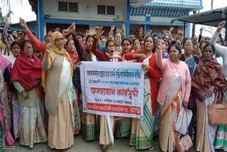 Etv BharatAnganawadi workers protest