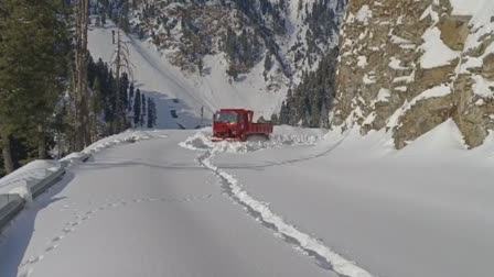 Etv BharatWidespread snowfall  likely in Kashmir in first week of March:MET dIRECTOR sRINAGAR