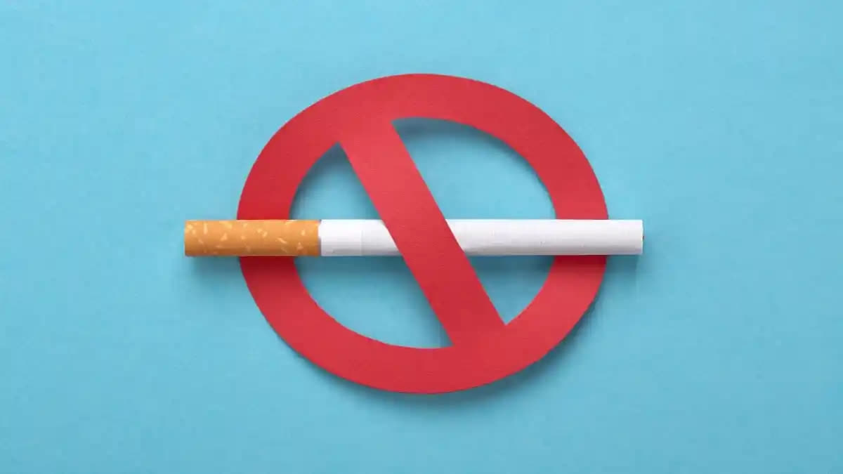 Smoking initiation and higher lifetime smoking may lead to increased abdominal fat distribution- An increase in the visceral fat also called the toxic fat which accumulates around the organs. Quitting smoking can hence have the added benefit of reducing this belly fat, reports Senior Journalist Toufiq Rashid.