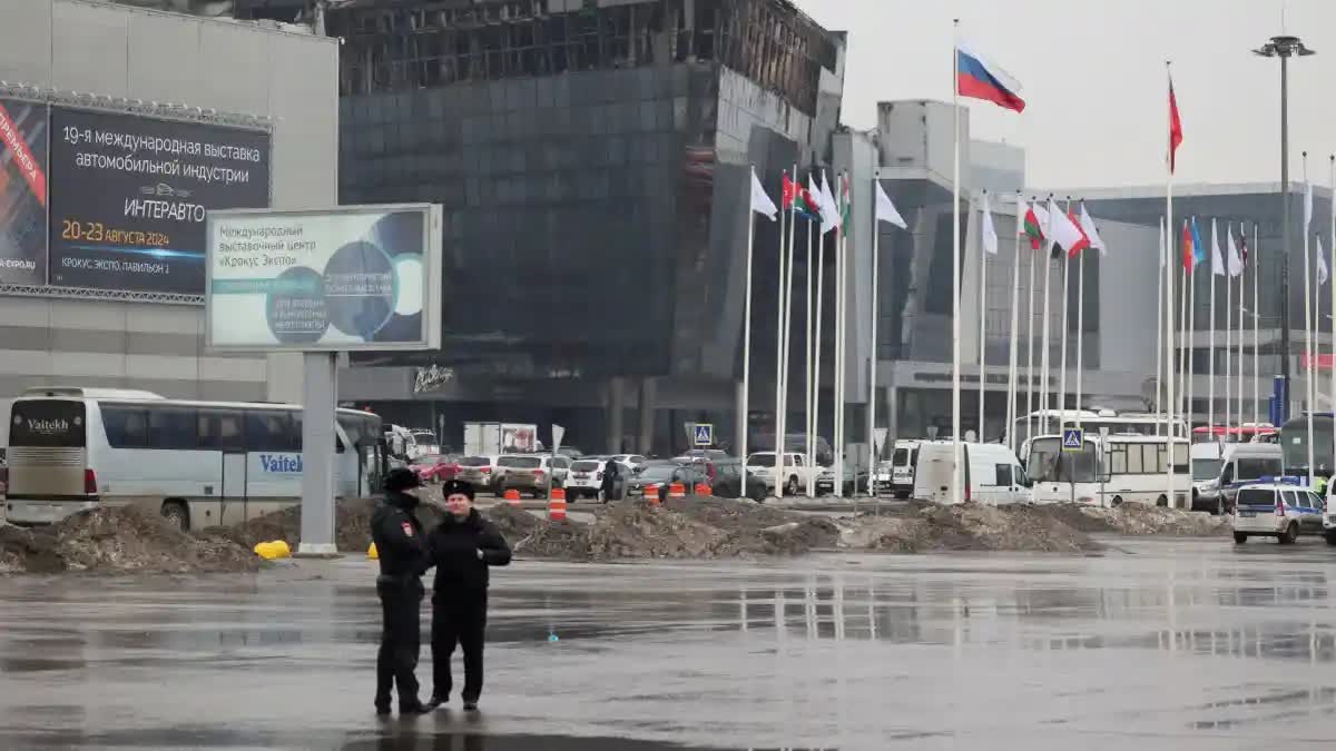 ATTACK LEAVES AT LEAST 115 DEAD  MOSCOW CONCERT HALL ATTACK  RUSSIA DETAINS SUSPECTS  CROCUS CITY HALL