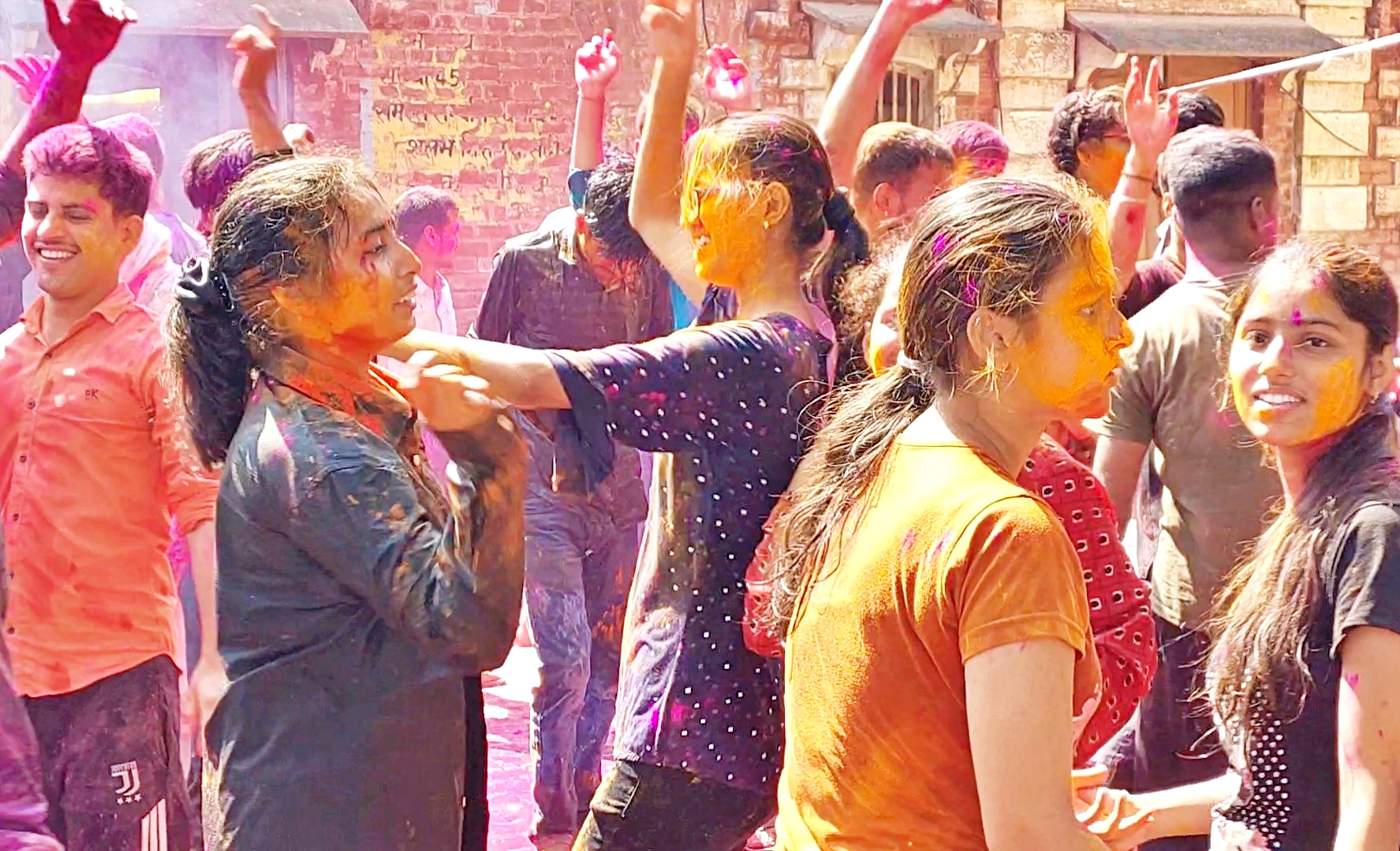 HOLI CELEBRATION TIPS