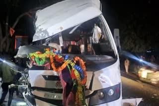 THREE CHILDREN KILLED IN LOHARDAGA  COLLISION BETWEEN BUS AND HYAVA  25 SERIOUSLY INJURED  BUS ACCIDENT IN LOHARDAGA