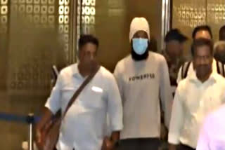 Gangster Prasad Pujari brought to Mumbai from China by the Mumbai Crime Branch officials.