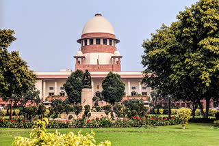 The Supreme Court has partially quashed a four-year-old government notification that allowed the extraction of the earth for linear projects, like roads and pipelines, without obtaining environmental clearance.