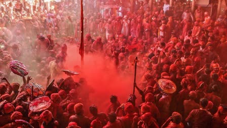 Holi 2024: First Time Ever, Transgenders play 'Masane ki Holi' with Pyre Ashes, Gulal in Haridwar