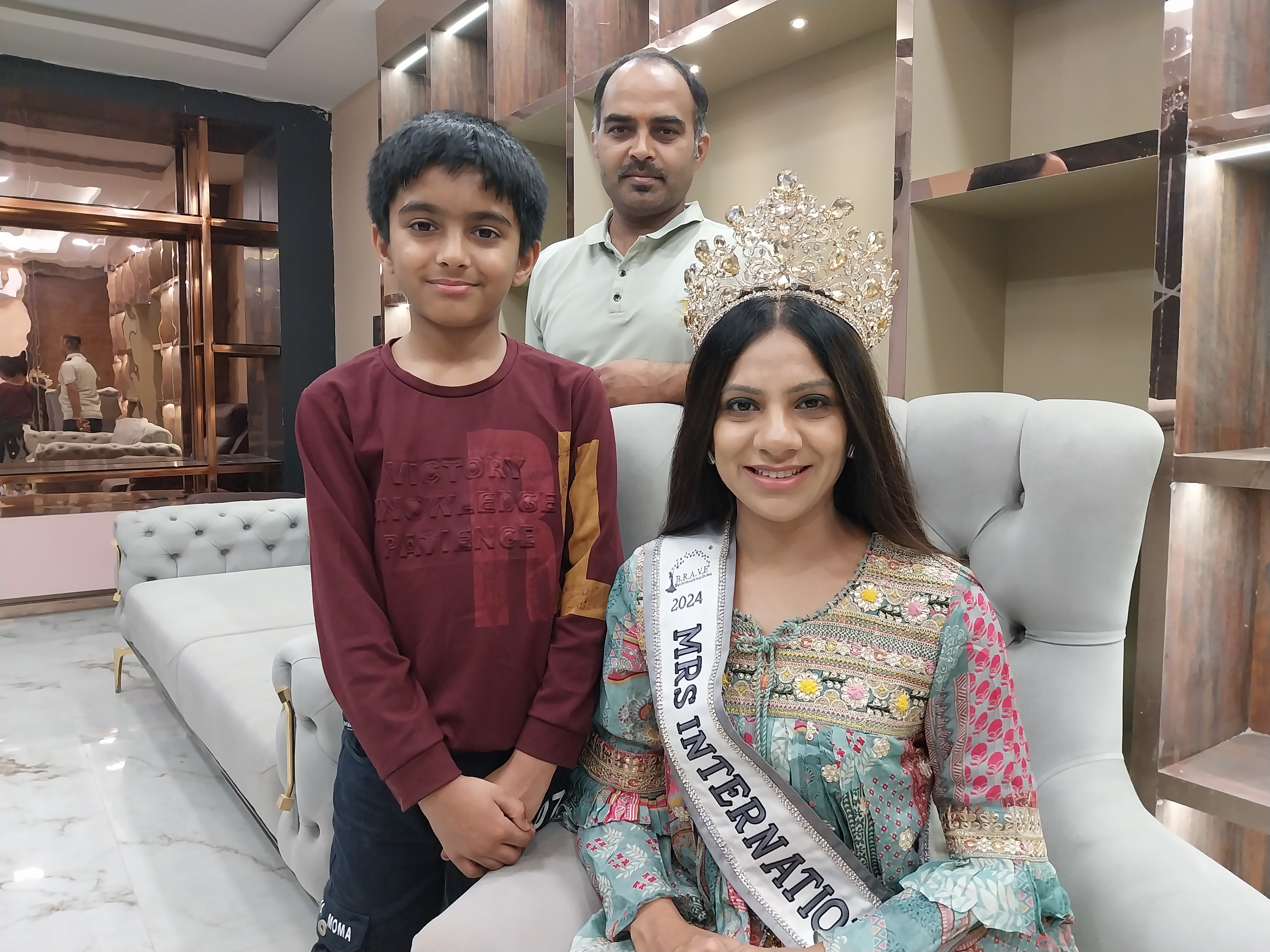 jabalpur tani gautam mrs international global beauty pageant